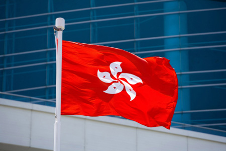 注冊(cè)香港商標(biāo)費(fèi)用和國(guó)內(nèi)的一樣嗎?